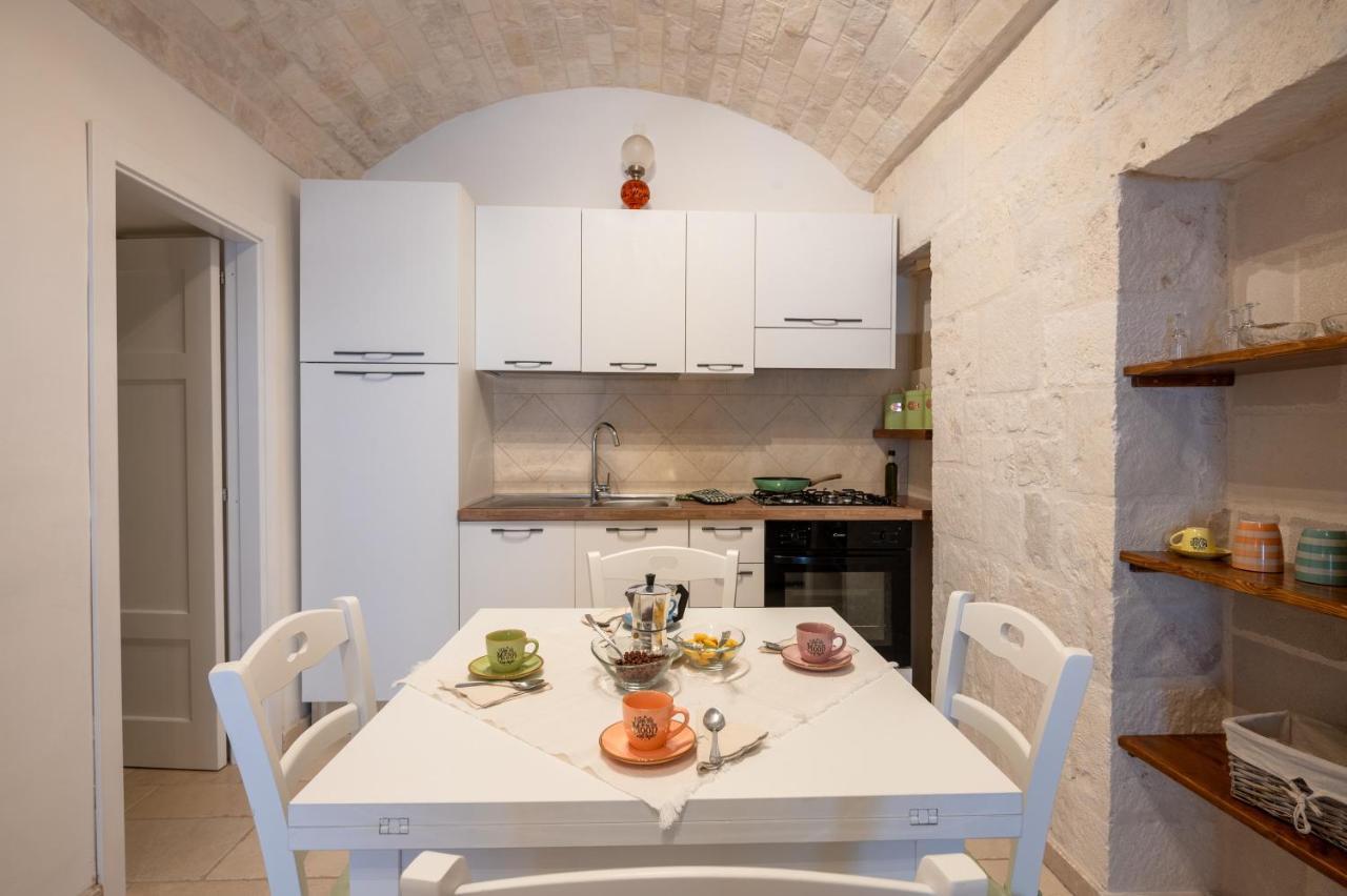 Trullo Il Focolare In Masseria Чистернино Екстериор снимка
