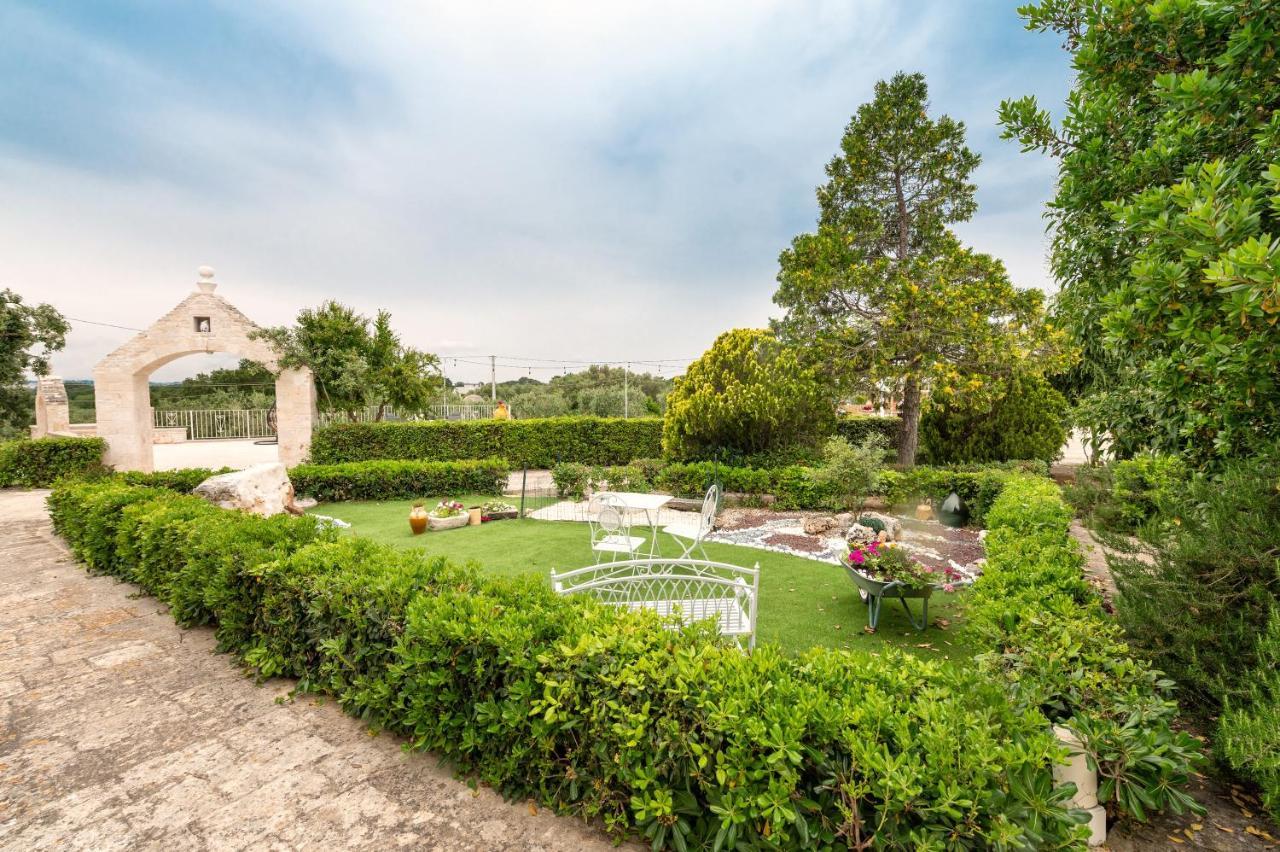Trullo Il Focolare In Masseria Чистернино Екстериор снимка